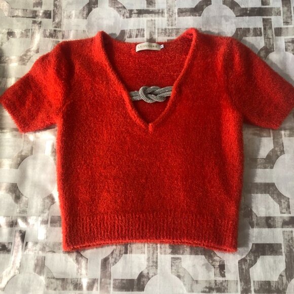 Orange blouse with brooch embellishment. - Picture 1 of 4